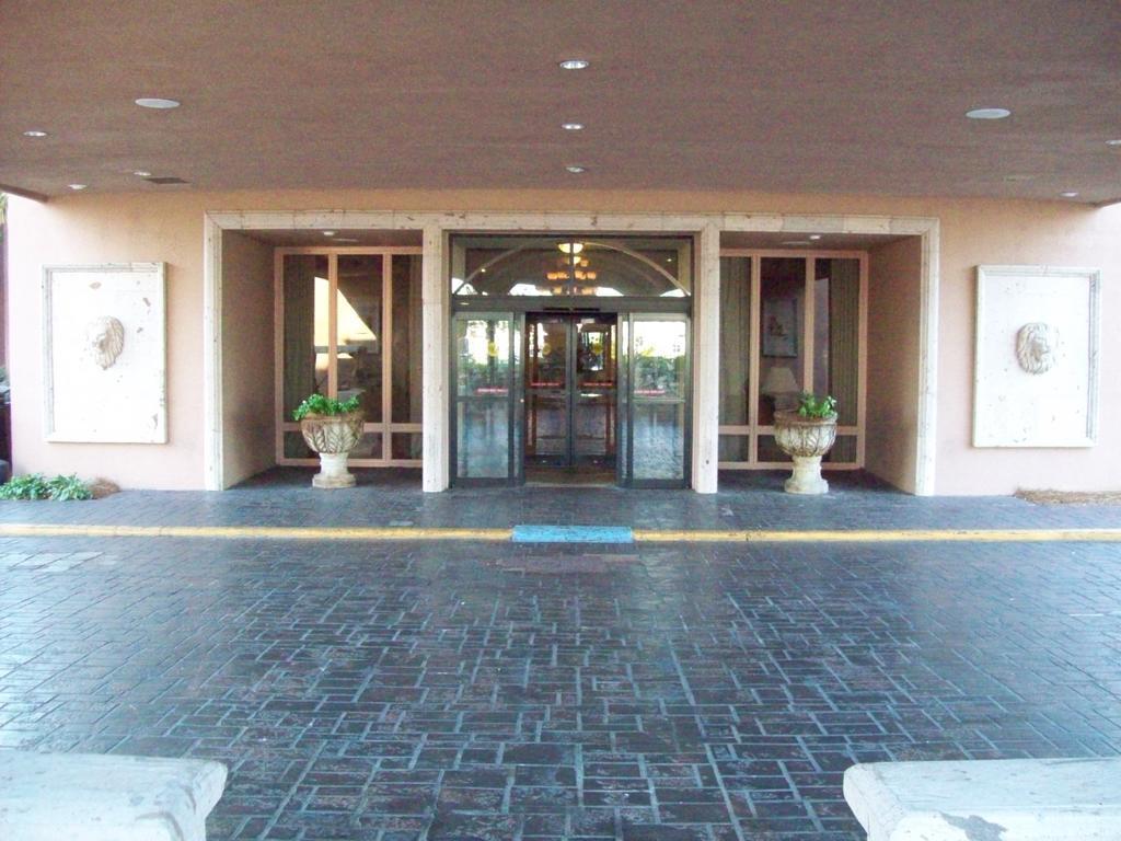 Regency Hotel & Conference Center Jackson Bagian luar foto