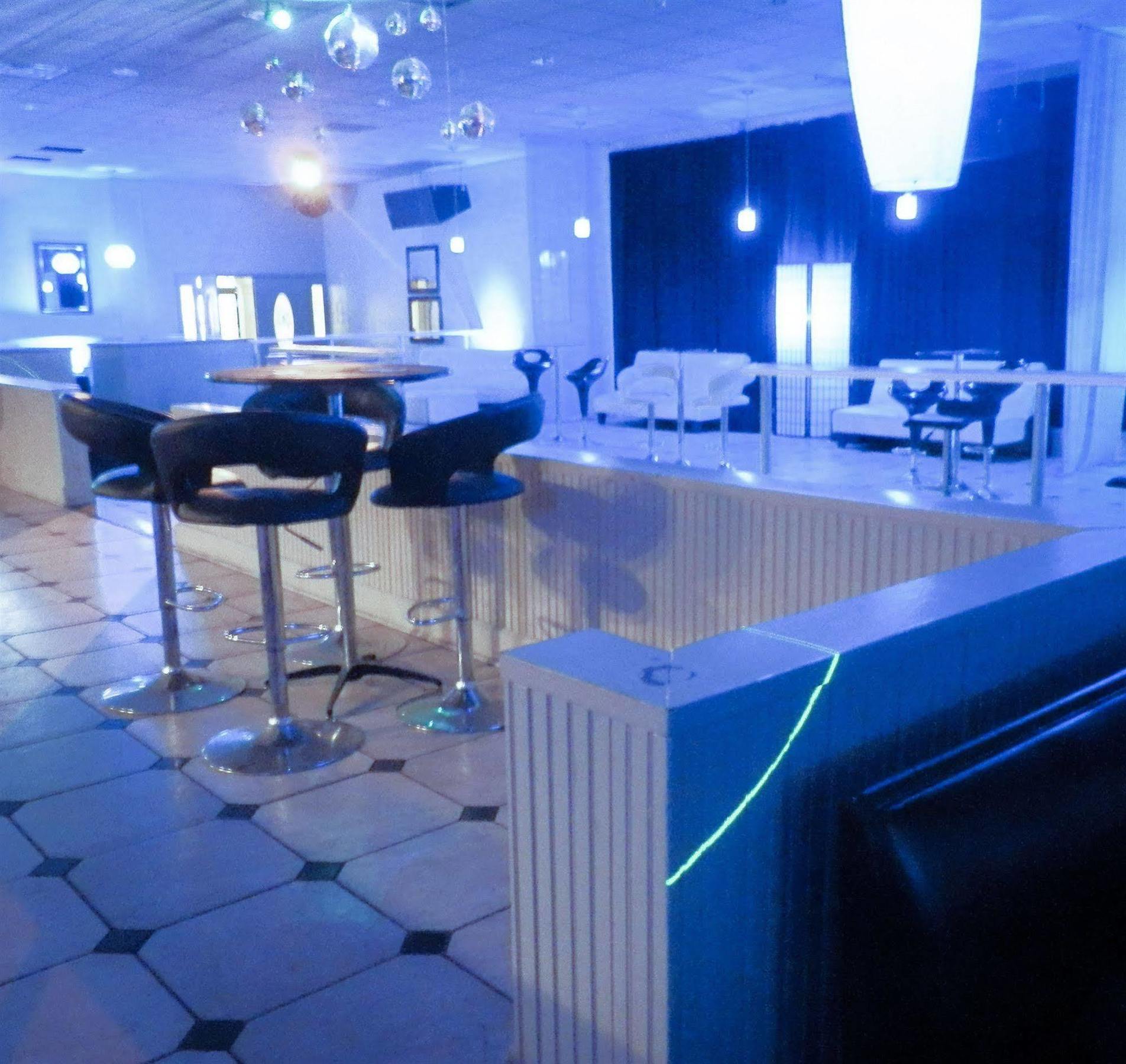 Regency Hotel & Conference Center Jackson Bagian luar foto