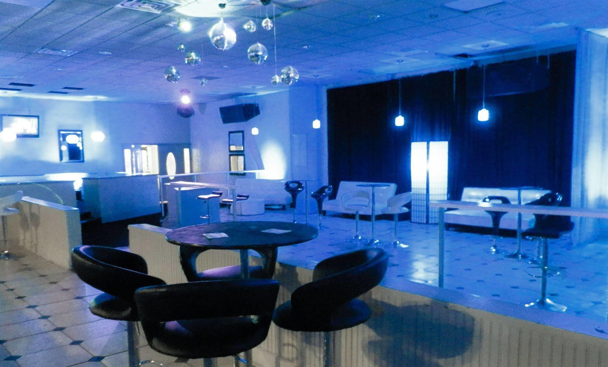 Regency Hotel & Conference Center Jackson Bagian luar foto